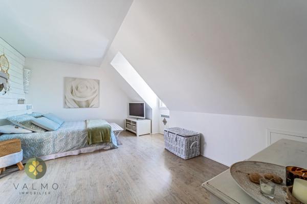 Maison
                                                                                                                                                                                                                                                                                                                        5 pièce(s)                                                                                                                                                                                                          3 chambre(s)                                                                                                                                                                                                          145  m²