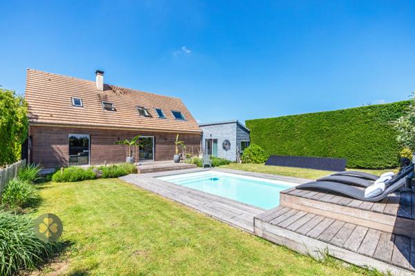 Maison
                                                                                                                                                                                                                                                                                                                        5 pièce(s)                                                                                                                                                                                                          3 chambre(s)                                                                                                                                                                                                          145  m²