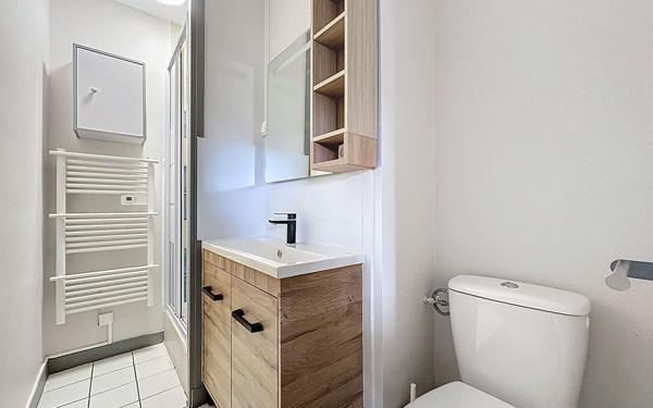 Appartement à vendre    2 pièces • 33,03 m2 Clermont-Ferrand