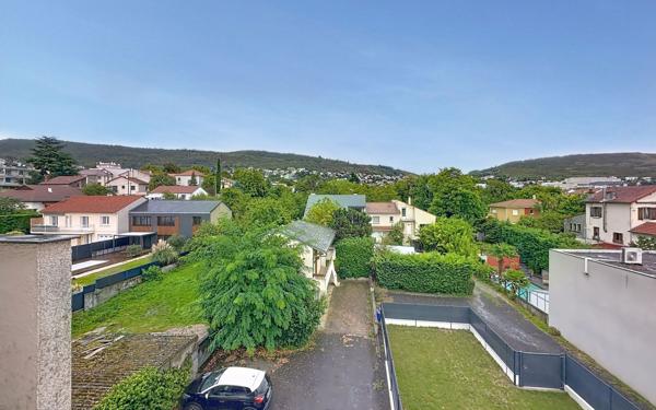 Appartement à vendre    2 pièces • 33,03 m2 Clermont-Ferrand