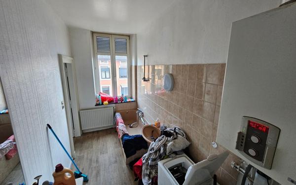 Immeuble à vendre    12 pièces • 300 m2 Knutange