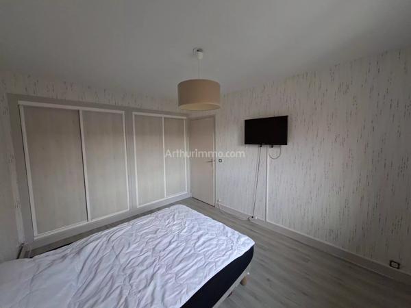 Vente                                                      Appartement
                        
                     2 pièces                      47 m2                     à Gisors