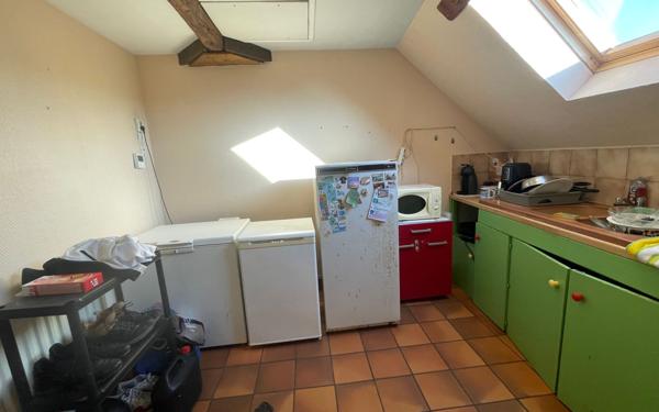 Maison à vendre    9 pièces •  Ainay-le-Château