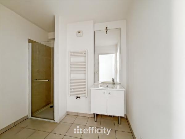 Appartement
         2 pièces
        - 47 m² Exclusivité 192 000 € *