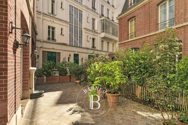 Paris 7ème, Bureau   à vendre