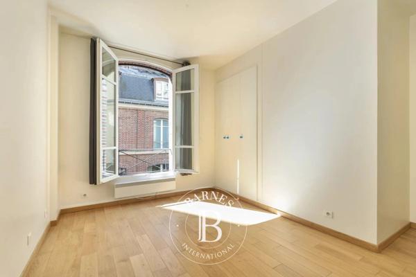 Paris 7ème, Bureau   à vendre