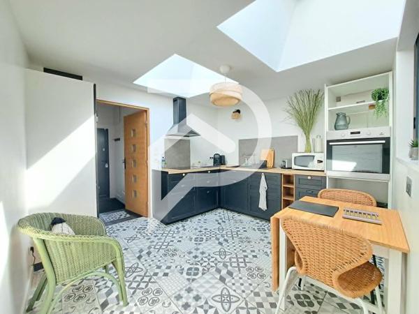 Immeuble 8 pièces 145 m2