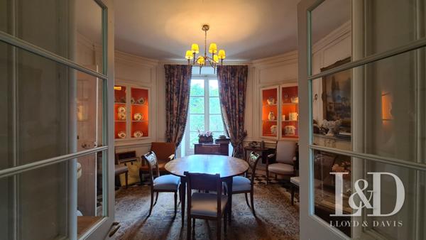 Bâtisse en pierre du 17ème siècle