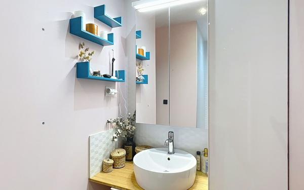 Appartement à vendre    3 pièces • 75,80 m2 Lyon 5