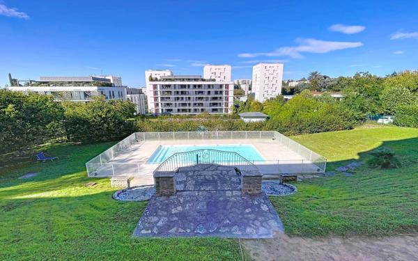 Appartement à vendre    3 pièces • 75,80 m2 Lyon 5