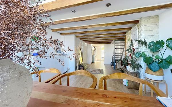 Appartement à vendre    3 pièces • 75,80 m2 Lyon 5