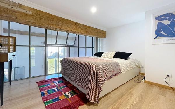 Appartement à vendre    3 pièces • 75,80 m2 Lyon 5