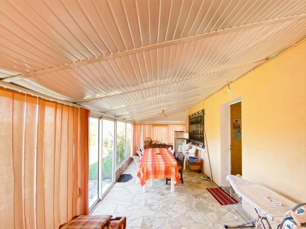 Dpt Gers (32), à vendre BARCELONNE DU GERS Maison T6 de 192 m² habitables normes PMR + 2 vérandas + grand garage sur 1670 m² de terrain, au bout d'une impasse, au calme