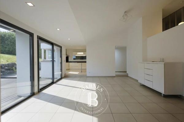 Chantraine, Maison 4 Chambres -  280 m² à vendre