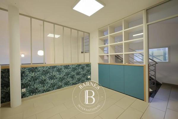 Chantraine, Maison 4 Chambres -  280 m² à vendre