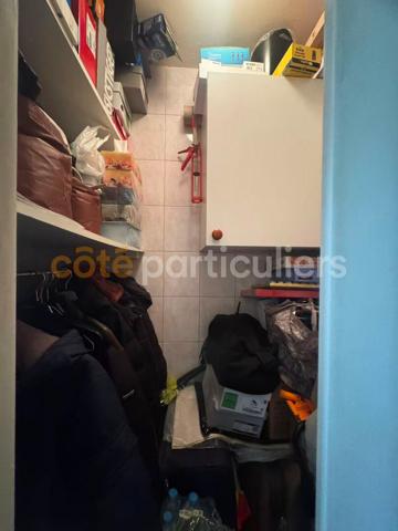 Vente
                Appartement33,85 m² - 2 Pièces -
                    PARIS (75019)