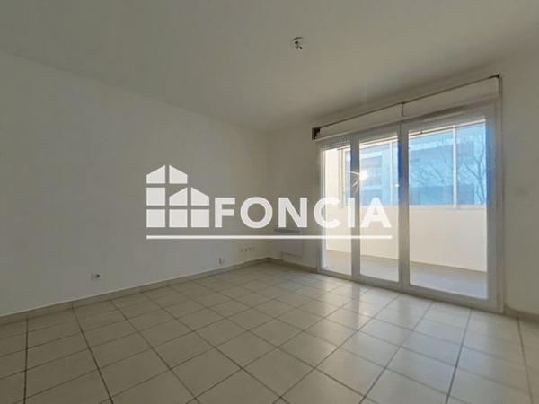 Location Appartement 2 pièces 38.63 m² - 25 AVENUE BENOIT MALON Toulon 83100