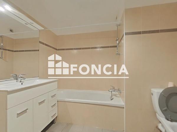 Location Appartement 2 pièces 38.63 m² - 25 AVENUE BENOIT MALON Toulon 83100