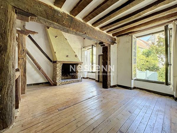 Propriété familiale de caractère à vendre sur la commune de Nerville-la-Forêt - 200m², 6 chambres