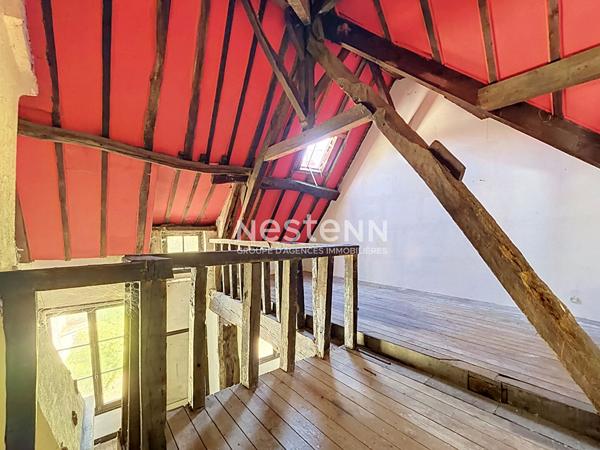 Propriété familiale de caractère à vendre sur la commune de Nerville-la-Forêt - 200m², 6 chambres