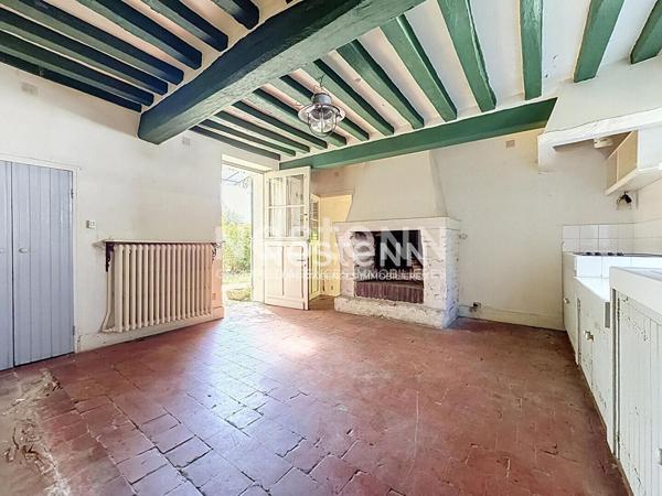 Propriété familiale de caractère à vendre sur la commune de Nerville-la-Forêt - 200m², 6 chambres