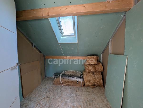 Proche Bletterans – Maison familiale de 210 m² avec extension récente, grands volumes et terrain clos