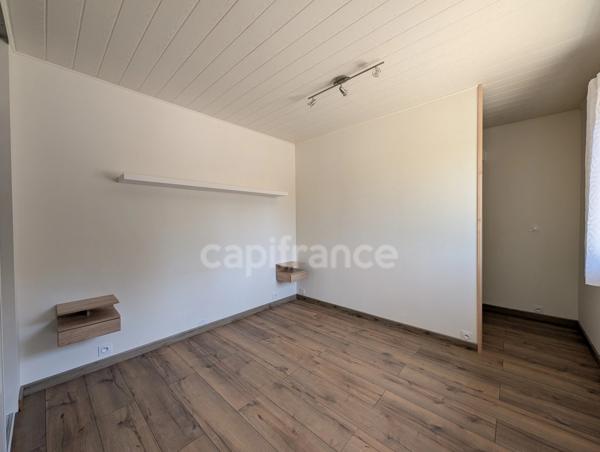 Proche Bletterans – Maison familiale de 210 m² avec extension récente, grands volumes et terrain clos