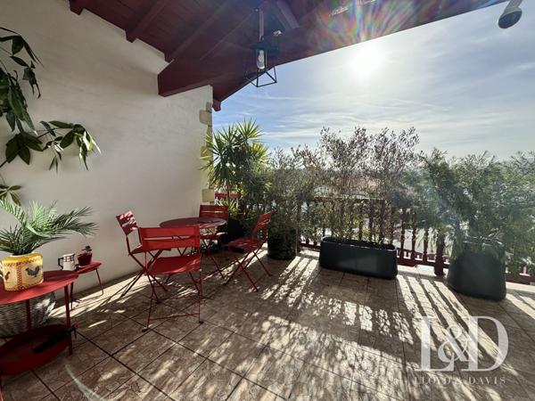 EXCLUSIVITÉ! MAISON BASQUE COEUR DE SAINT-PÉE-SUR-NIVELLE