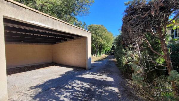 Vente / Maison et grand terrain