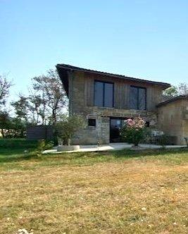 Vente / Immeuble à Arveyres (33500)