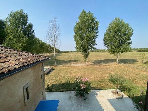 Vente / Immeuble à Arveyres (33500)