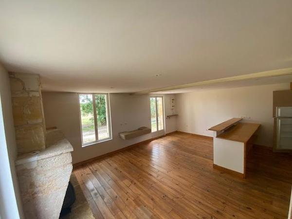 Vente / Immeuble à Arveyres (33500)