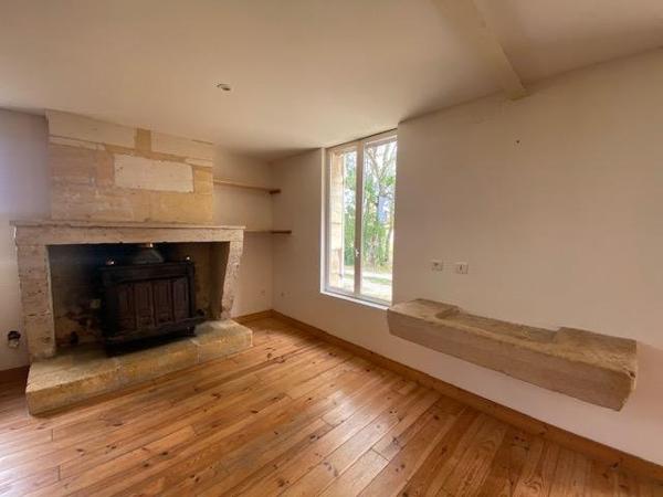 Vente / Immeuble à Arveyres (33500)