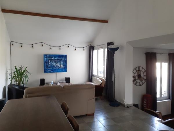 Maison
         5 pièces
        - 132 m² Exclusivité 479 500 € *