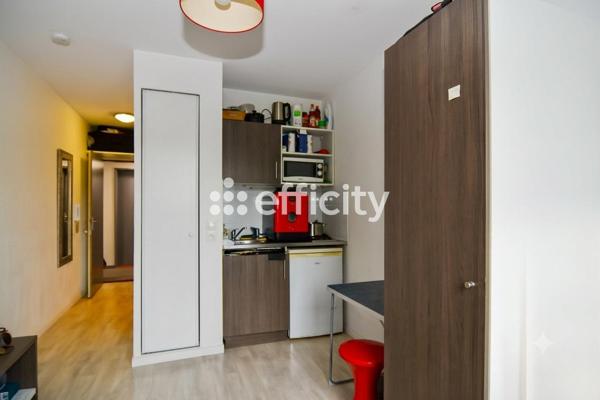 Appartement
         1 pièce
        - 18 m² Exclusivité 84 000 € *