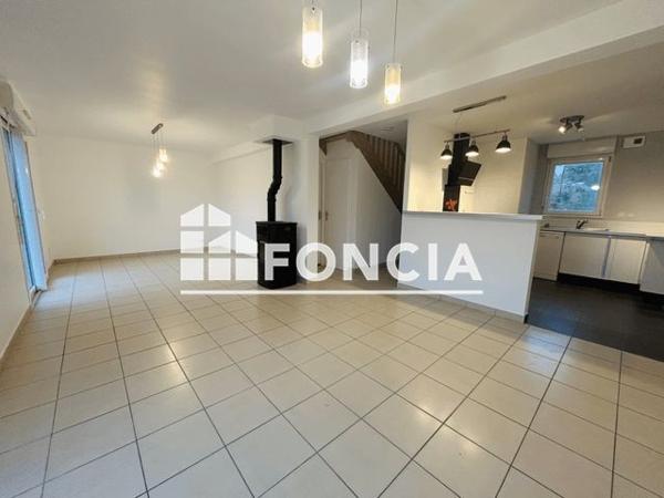 Location Maison 5 pièces 88.72 m² - RESIDENCE BELLEVUE Brandivy 56390