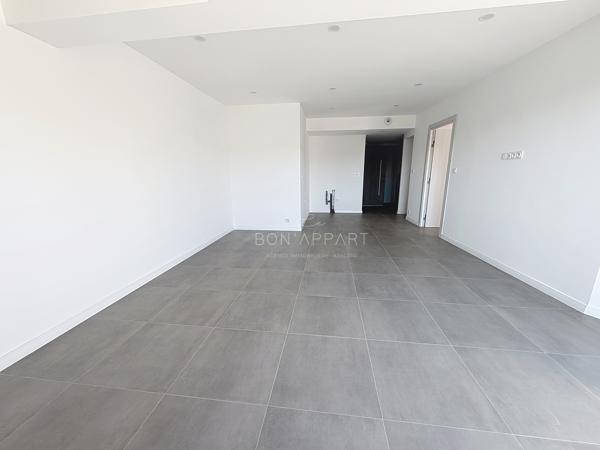 Appartement 3 pièce(s) 2 chambre(s) 64 m²