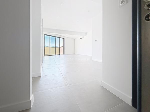 Appartement 3 pièce(s) 2 chambre(s) 64 m²