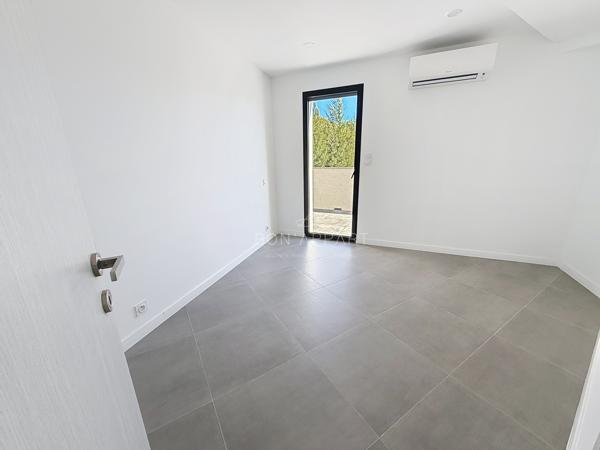 Appartement 3 pièce(s) 2 chambre(s) 64 m²