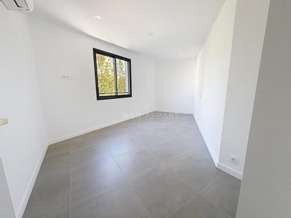 Appartement 3 pièce(s) 2 chambre(s) 64 m²