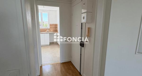 Location Appartement 3 pièces 54.37 m² - Rueil-malmaison 92500