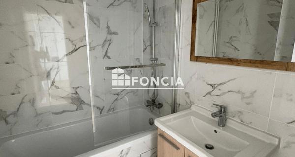 Location Appartement 3 pièces 54.37 m² - Rueil-malmaison 92500