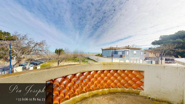 Un espace à façonner face à la mer - 85.7 m2 - un T3 et un T2