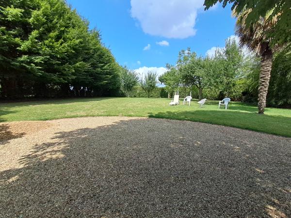 Propriete 14 pièce(s) 5 chambre(s) 240 m²