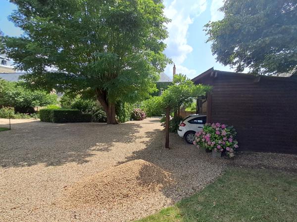 Propriete 14 pièce(s) 5 chambre(s) 240 m²