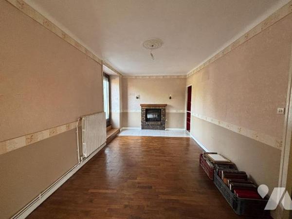 NOUVEAUTE ! Etude Trente-Cinq Notaires

A 10 minutes de Rennes, au coeur d'un hameau entre No...