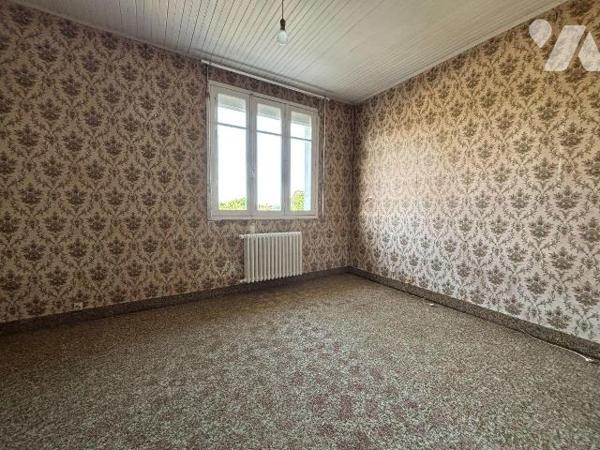 NOUVEAUTE ! Etude Trente-Cinq Notaires

A 10 minutes de Rennes, au coeur d'un hameau entre No...