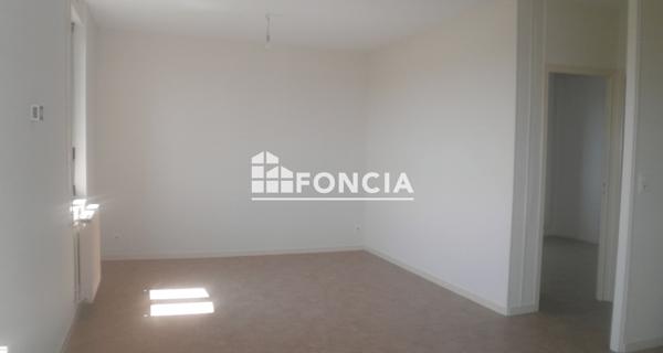 Location Appartement 2 pièces 43.19 m² - Gien 45500
