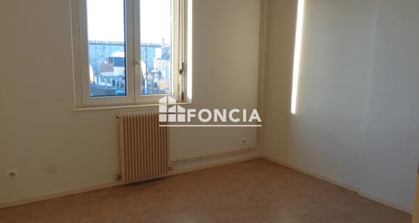 Location Appartement 2 pièces 43.19 m² - Gien 45500
