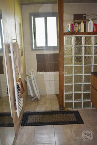 Maison traditionnelle de 141,82 m²